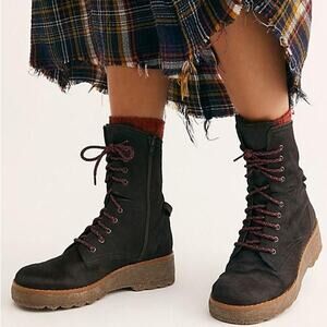 Free People Tao burgundy lace-up boots size 41